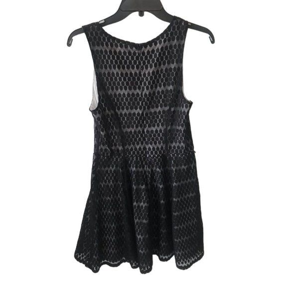Lily Rose Women's Mini Dress Scoop Neck Sleeveless Black Lace Fit & Flare Size L - Picture 5 of 11